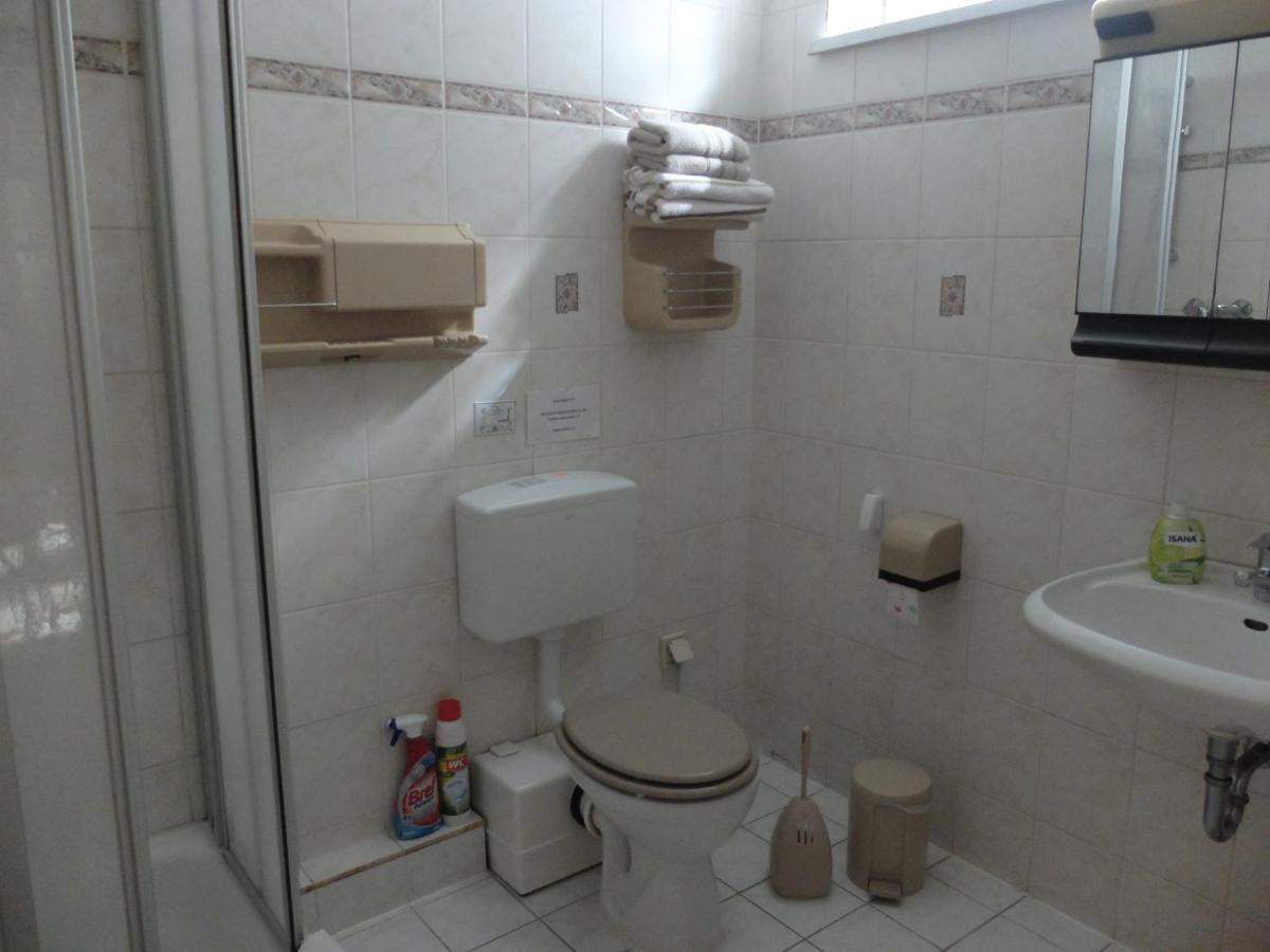 Ferienwohnung Christa Rauschke Kolonie Rontgental ภายนอก รูปภาพ